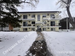 Building Photo - 828 Empress St