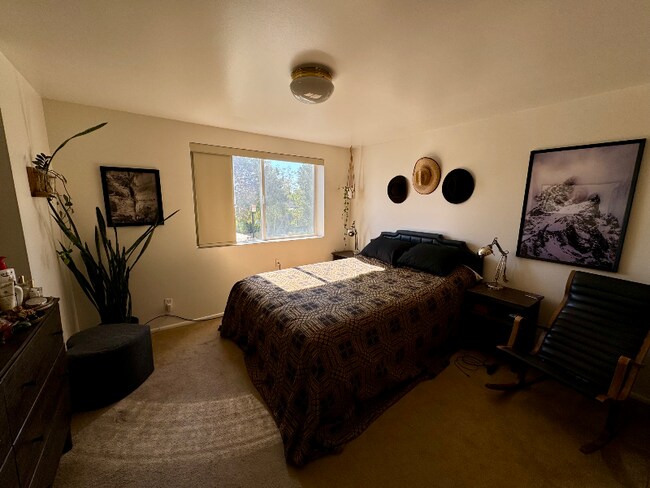 Foto del edificio - 673 E 6th Ave