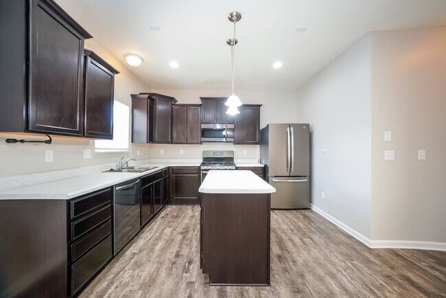 Foto del edificio - 2104 Willow Oak Ct