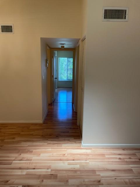 Building Photo - 2500 SE Anchorage Cove