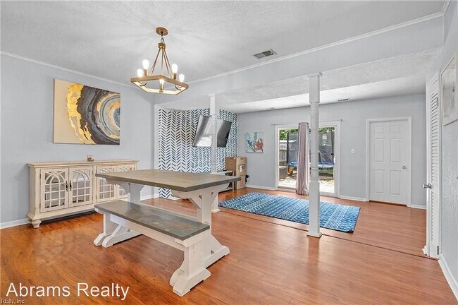 Building Photo - 3 br, 1.5 bath House - 5573 New Colony Drive