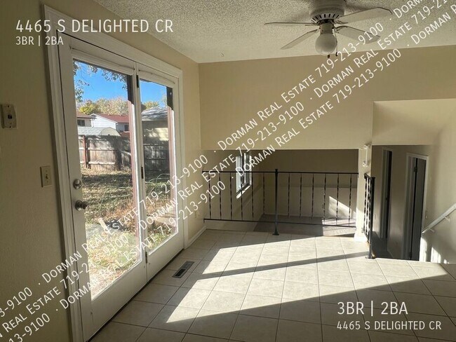 Foto del edificio - 4465 S Delighted Cir