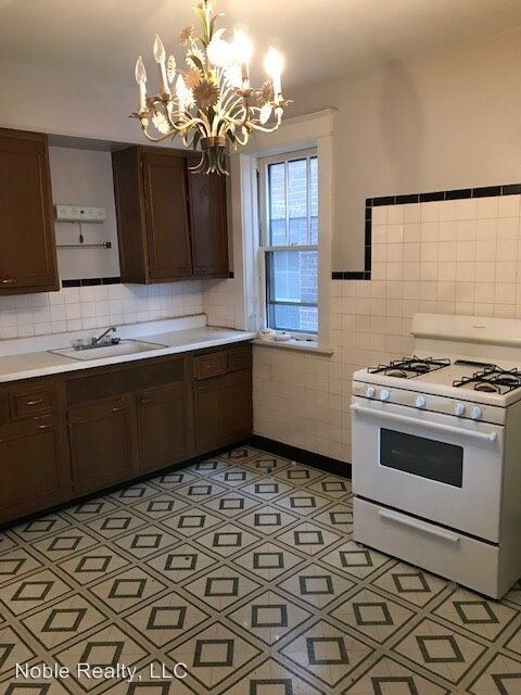 Foto del edificio - 5441 Lisette Ave