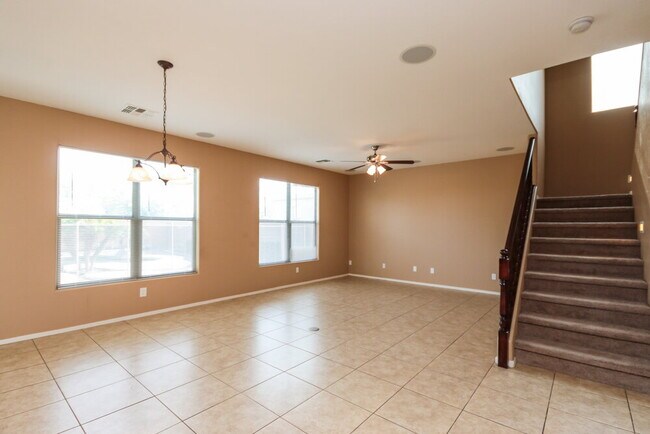 Foto del edificio - 6303 S 43rd Dr