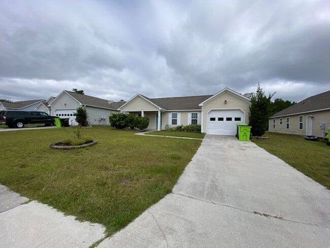 Foto del edificio - 206 Red Carnation Dr