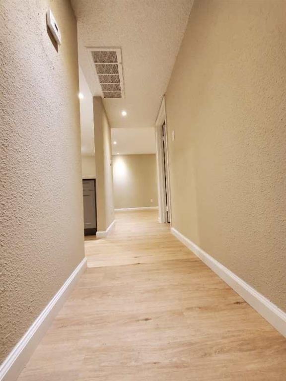 Foto del edificio - 2830 S Bartell Dr