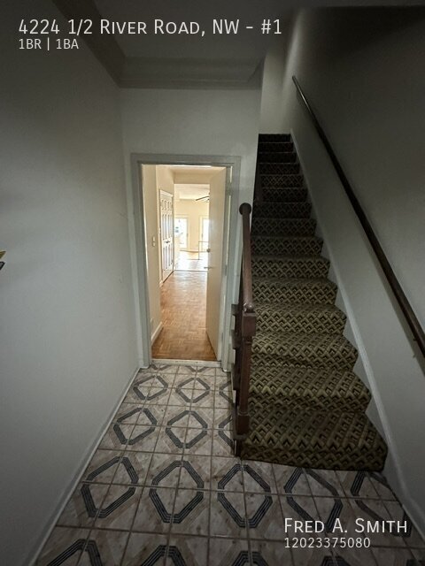 Foto del edificio - 4224 1/2 River Road, NW-#1