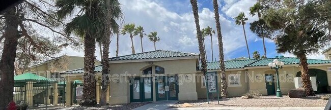 Foto del edificio - 1541 Linnbaker Ln