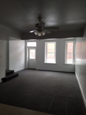 Foto del edificio - 1729 E Main St
