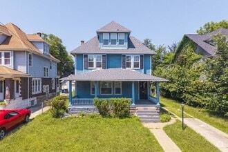 Building Photo - 1496 E 107th St