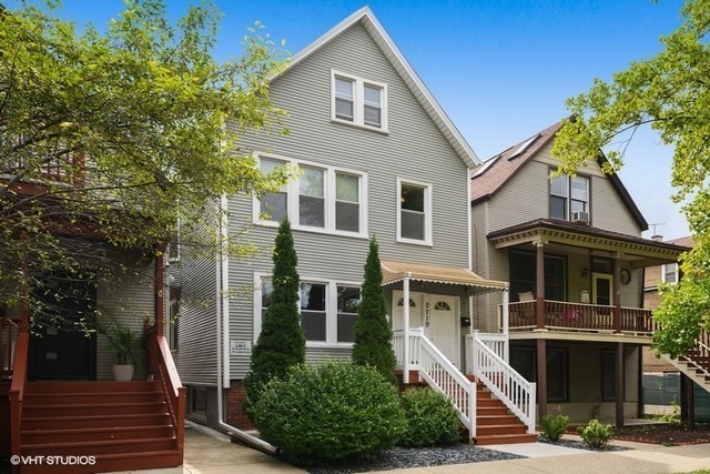 2719 W Melrose unit 1 - 2719 W Melrose St