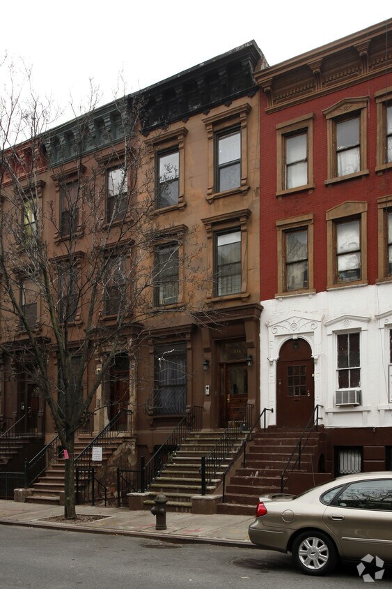 Foto del edificio - 212 W 123rd St