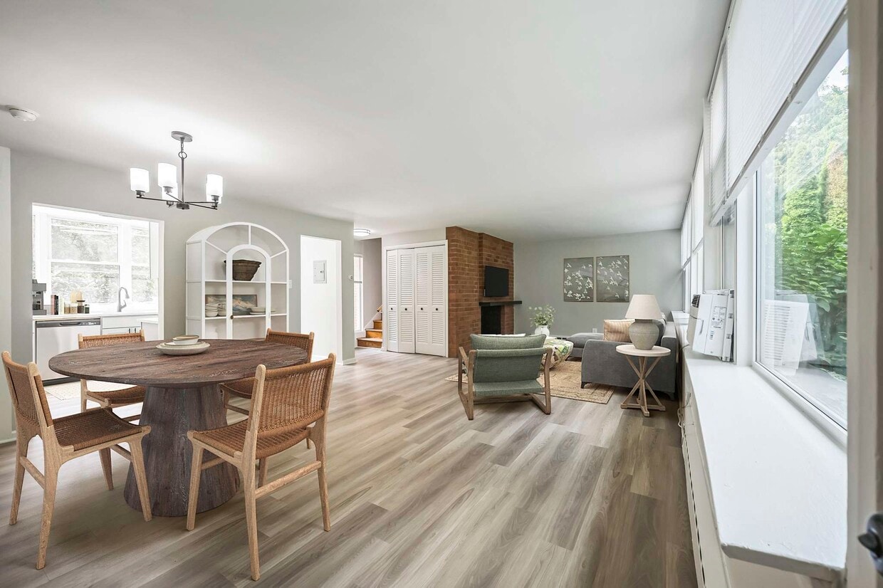 Photo - Cherokee Apartments