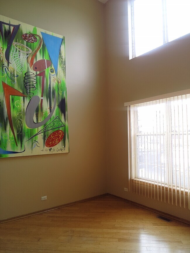 Foto del edificio - 3230 Holden Cir