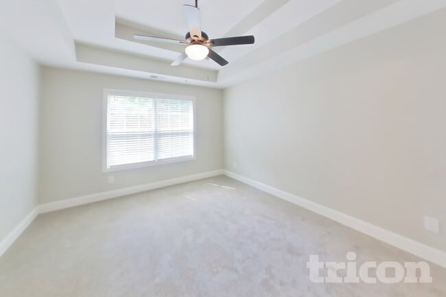 Building Photo - 492 Woodtrace Dr