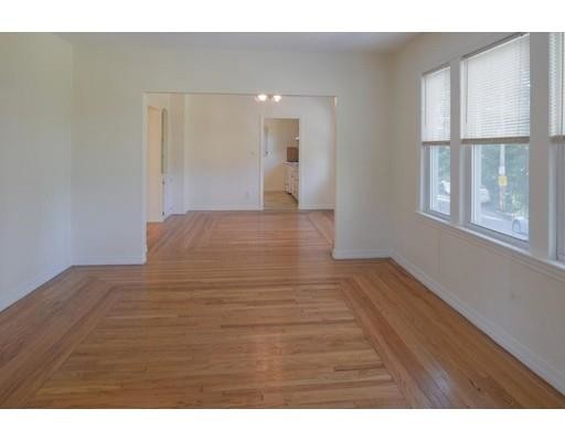 Foto del edificio - 410 Loring Ave