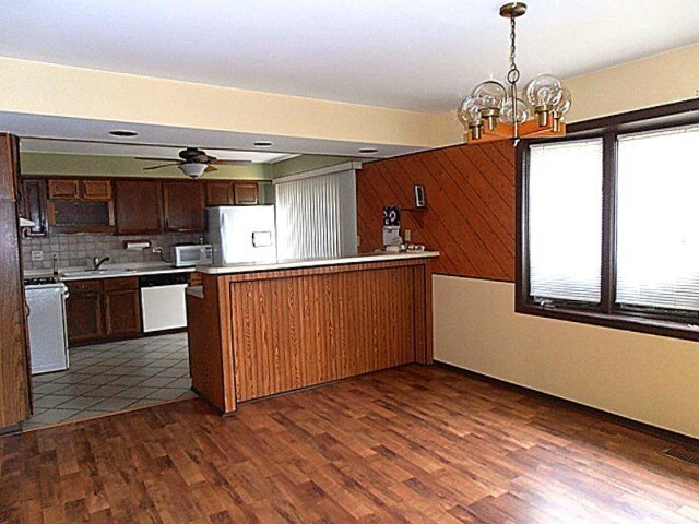 Foto del edificio - 366 Manning Dr