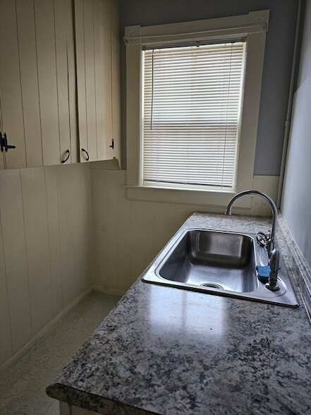 Foto del edificio - 404 Stevens St
