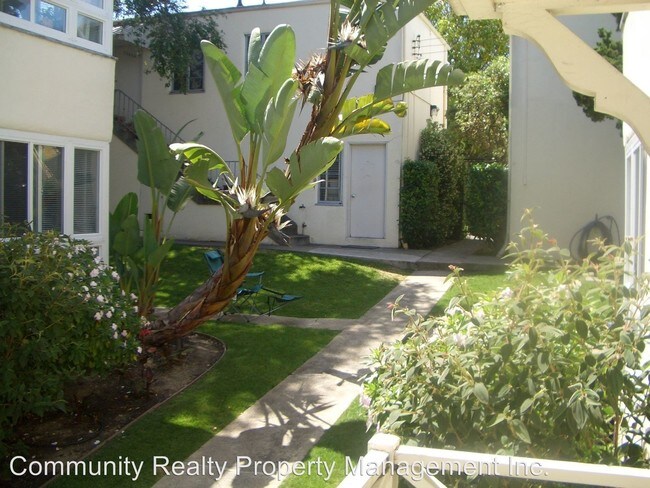 Foto del edificio - 2554 Ivy Dr