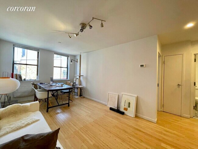 Foto del edificio - 162 S 3rd St