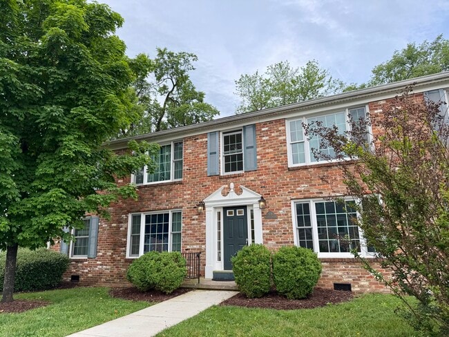 Brandon Ladd Apartments & Townhomes