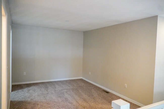 Loft - 640 S Yarrow St