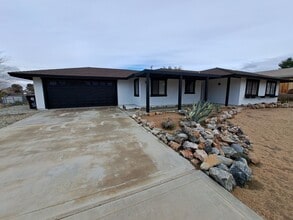 Building Photo - 7621 Hanford Ave