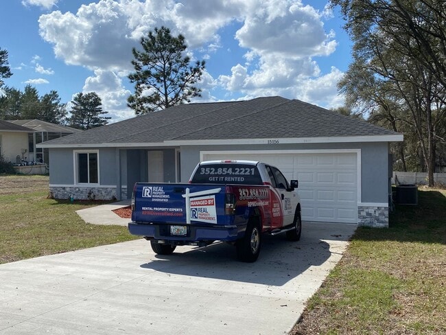 Foto del edificio - Desirable SW Ocala Neighborhood 3/2/2 **WON'T LAST**