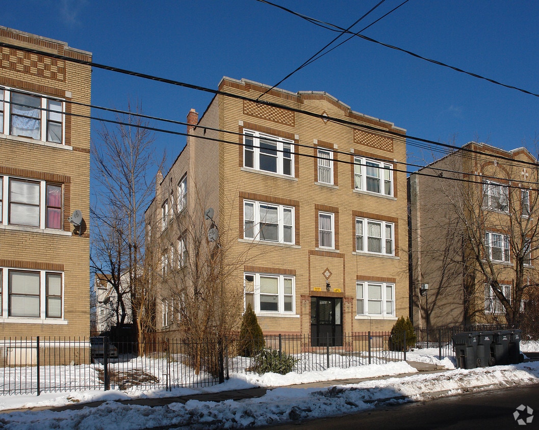 Primary Photo - 38-40 Redding St