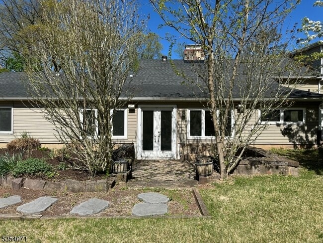 Building Photo - 120 Kosciuszko Rd