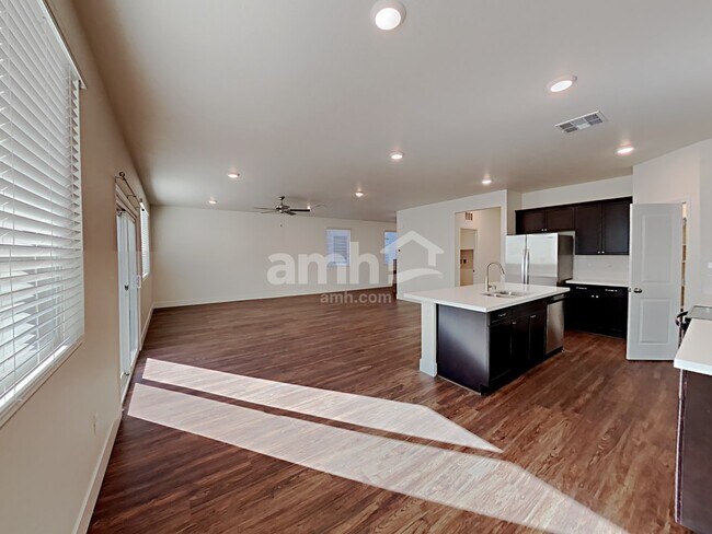 Foto del edificio - 6026 Schmidt St