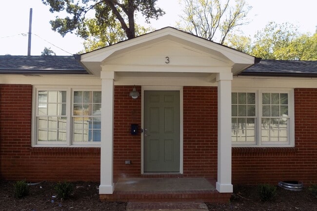 Building Photo - Beautifully Renovated Apartment in Wilmore!