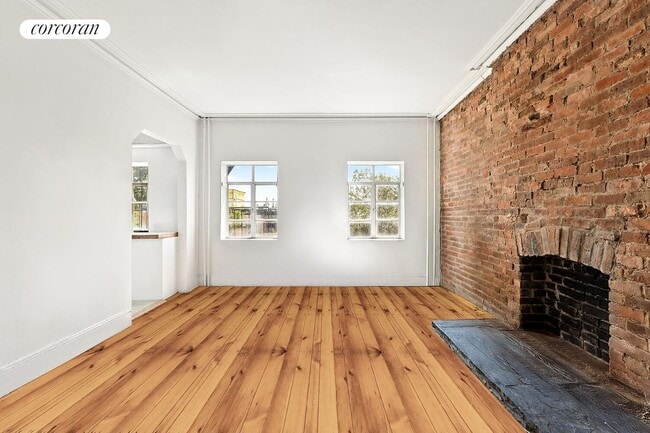 Building Photo - 70 1st Pl