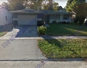 Building Photo - 2507 Combes St