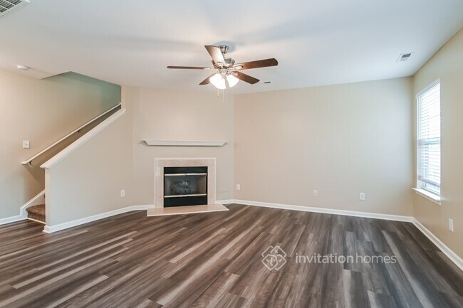 Building Photo - 13818 Pilcher Dr