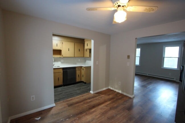 Foto del edificio - 70 Beach St