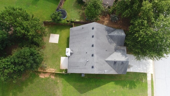 Building Photo - 60 Lassiter Dr