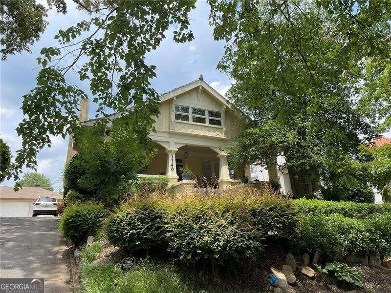Foto principal - 1146 St Augustine Pl NE