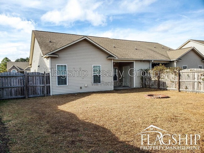 Building Photo - 3400B Ellsworth Dr