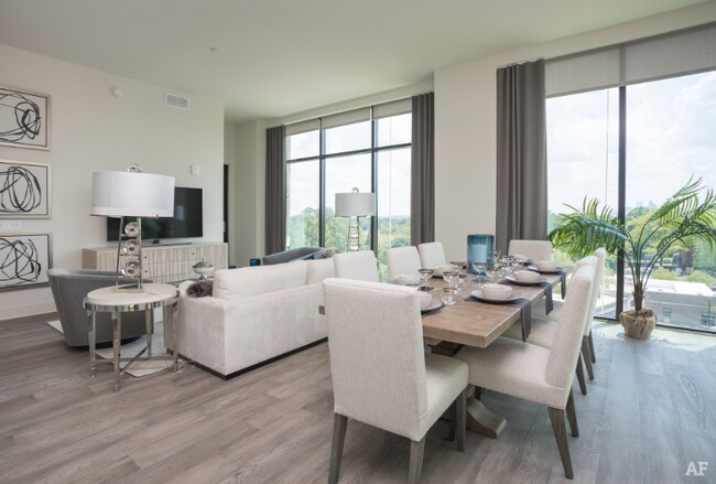 Foto del edificio - 2980 Peachtree Rd NE