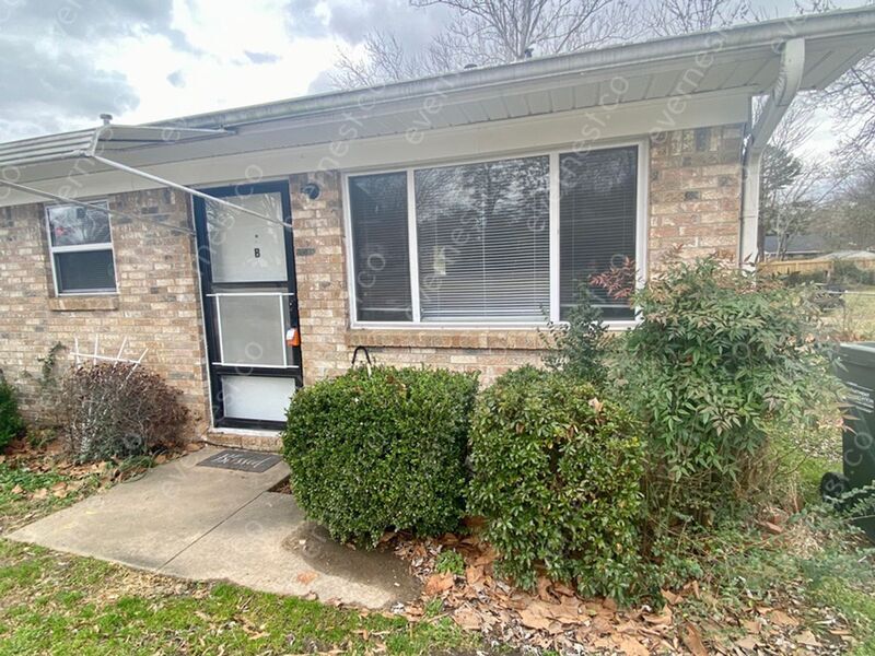 Primary Photo - 2103 Tyler St