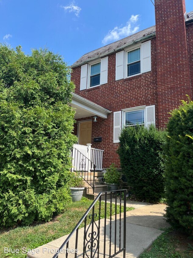 Primary Photo - 3 br, 1 bath House - 4630 State Rd