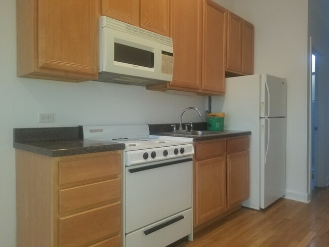 Building Photo - 2511 W Winona St