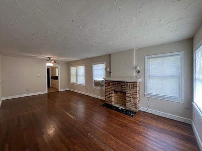 Building Photo - 2727 Lasker Ave