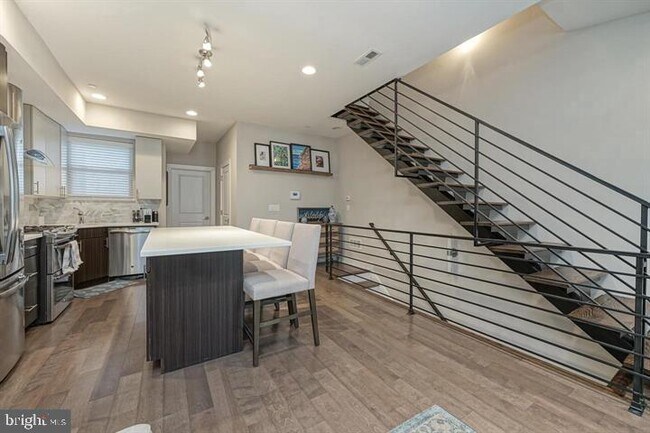 Foto del edificio - 2514 Frankford Ave