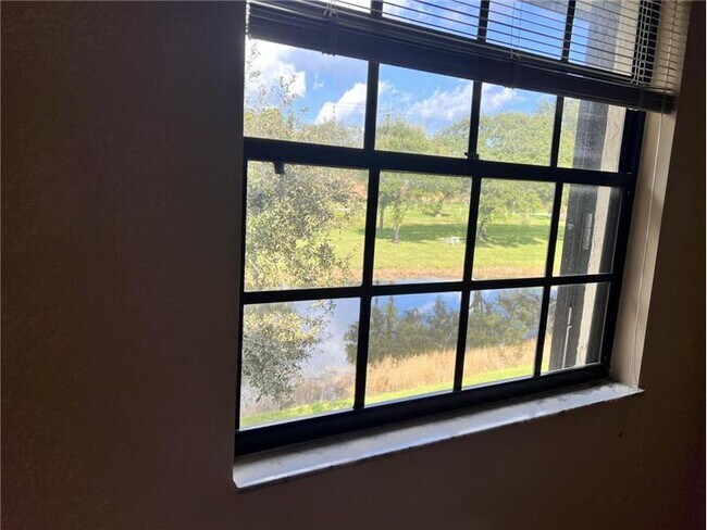 Foto del edificio - 4149 Oak Terrace Dr