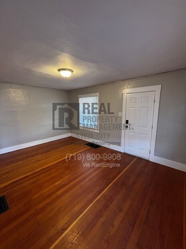 Building Photo - 1728 Carteret Ave