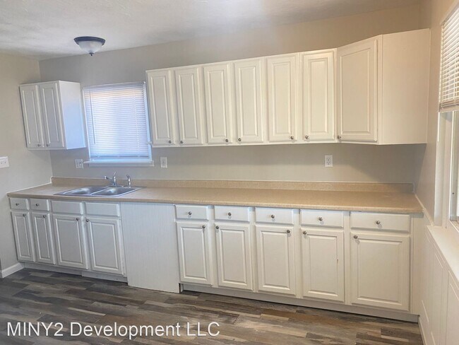 Foto del edificio - 3 br, 1 bath House - 14212 McGuire St.