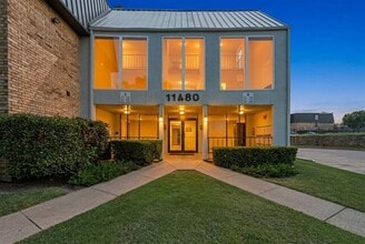 Building Photo - 11480 Audelia Rd