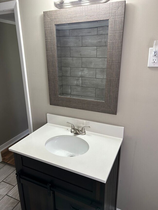 Foto del edificio - 1415 Hatcher Ave SE